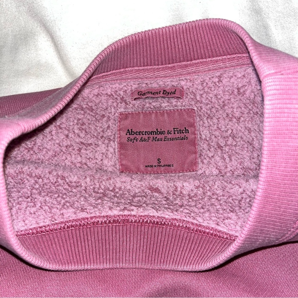 Abercrombie & Fitch Essential Sunday Crewneck Sweatshirt - Picture 3 of 4